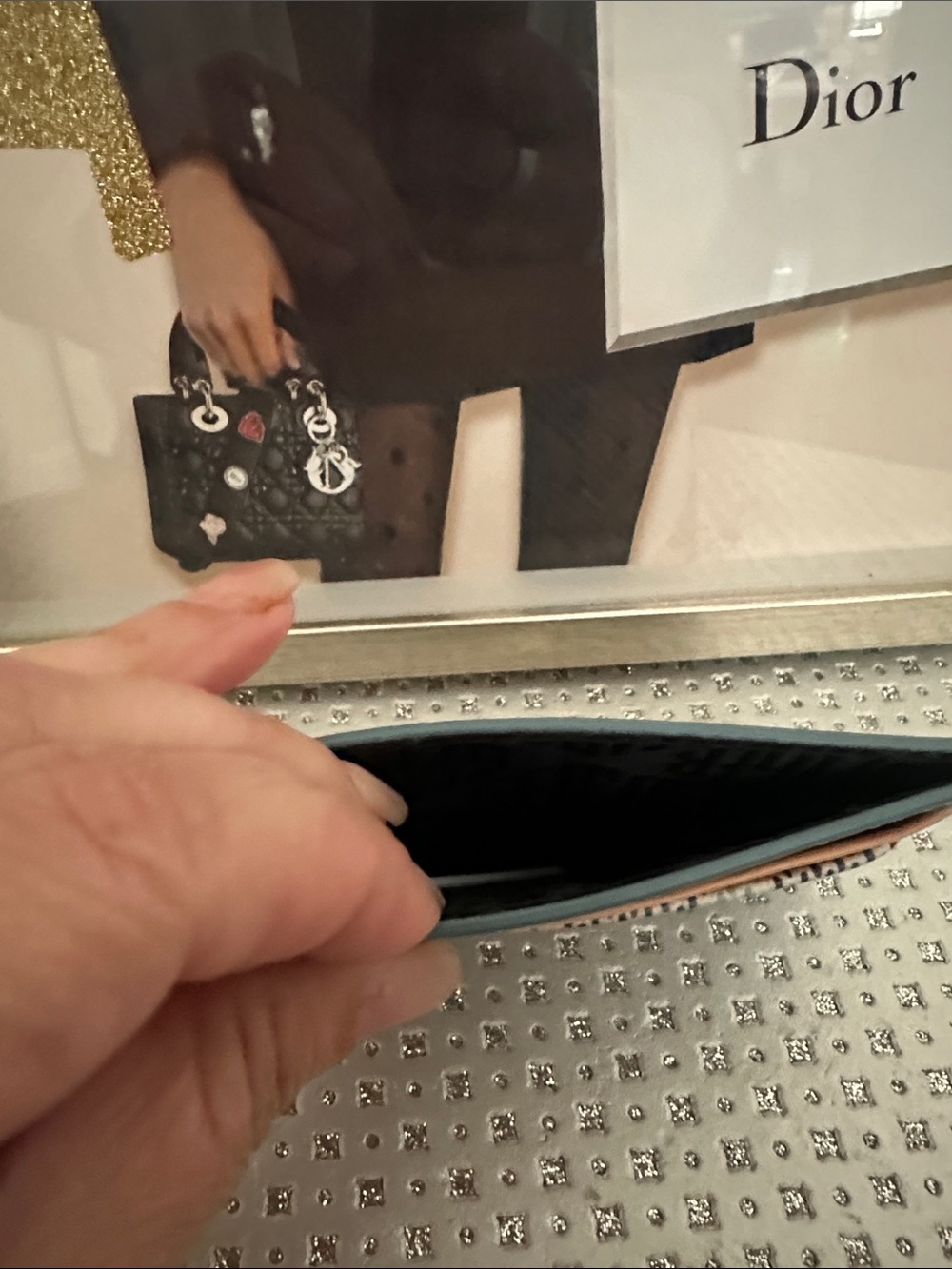 Kurt Geiger Camden Card Holder - EUC - Picture 3 of 7